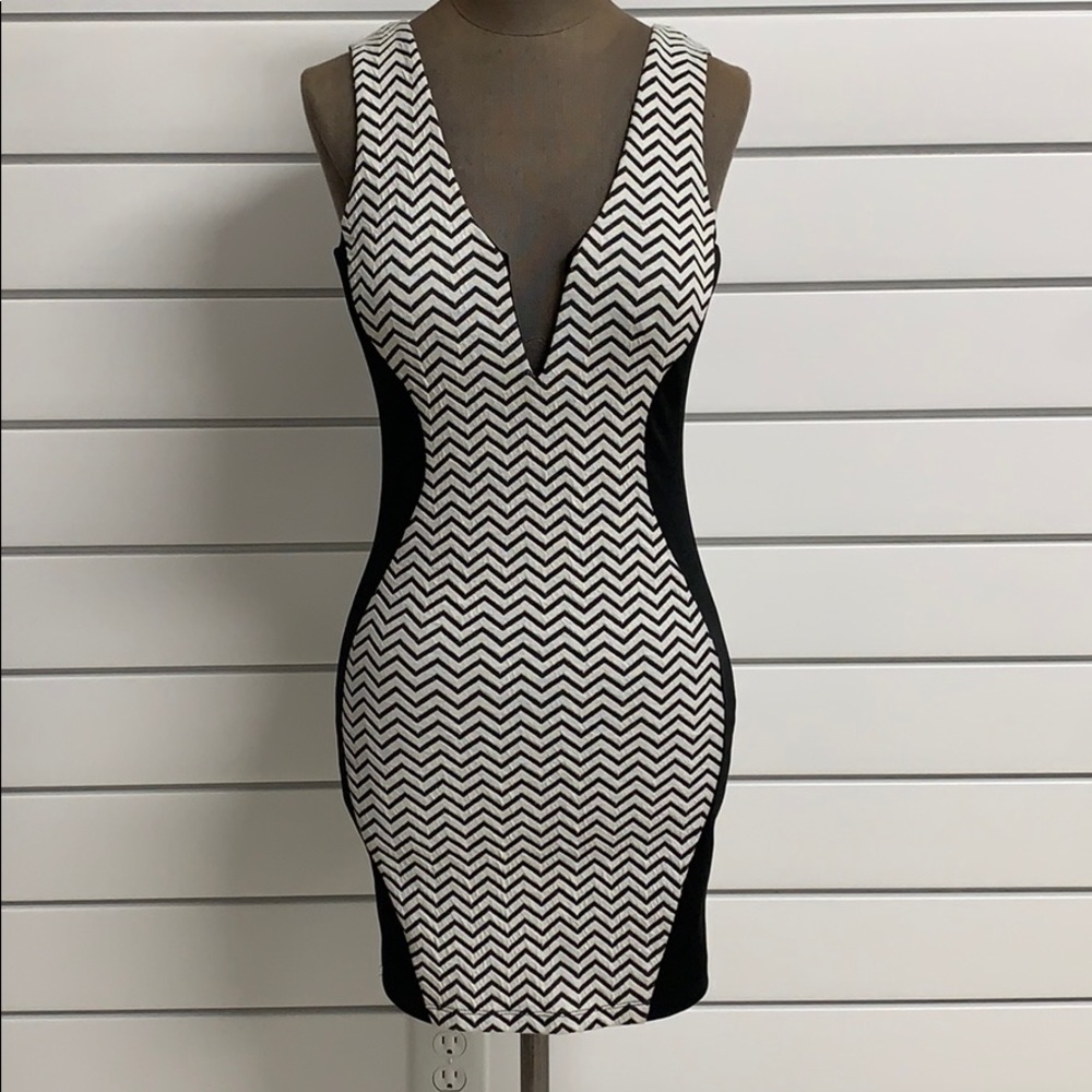 Body Central bodycon dress